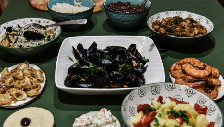 Σαρακοστιανό τραπέζι: Πώς κινούνται οι τιμές σε πολλά προϊόντα