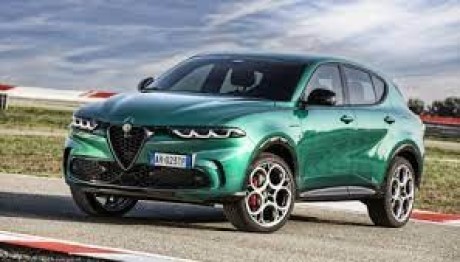 Ετοιμοπαράδοτη η Alfa Romeo Tonale PHEV Q4 Sprint