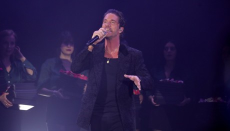 Νίκος Οικονομόπουλος