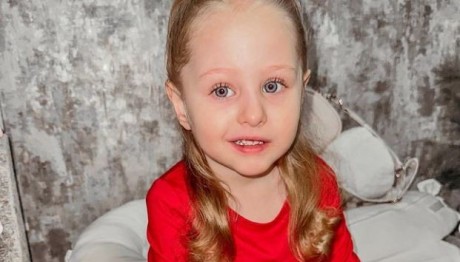 Τετράχρονη Τρώει Τοίχους Και Καναπέδες - Η Σπάνια Πάθηση