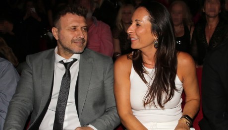 Γιάννης Πλούταρχος: «Στην πρώτη χειραψία, είπα "αυτή είναι η γυναίκα μου"»