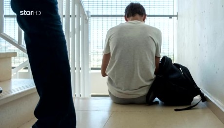 Β. Προάστια: Το Μήνυμα Πατέρα Μαθητή Που Κατέληξε Νοσοκομείο