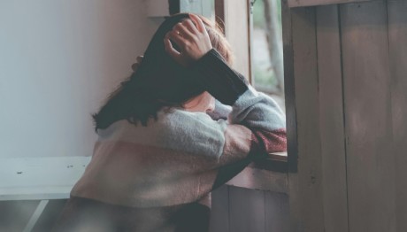 Χαλκίδα: «Δε θέλω να μένω άλλο μαζί τους- Κάνουν σεξ μπροστά μου»