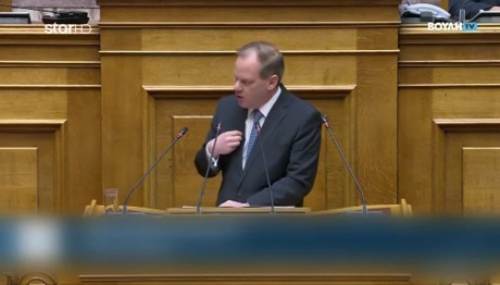 «Πυρά» κομμάτων για την ομιλία Καραμανλή