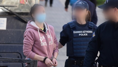 Κολωνός: Η Αντίδραση Της 12χρονης Στην Απόφαση Του Δικαστή