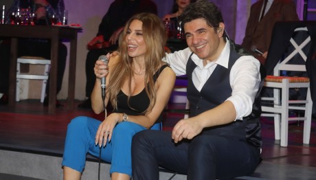 Ποιον γνωστό τραγουδιστή θα παντρέψουν Κουρκούλης- Κελεκίδου
