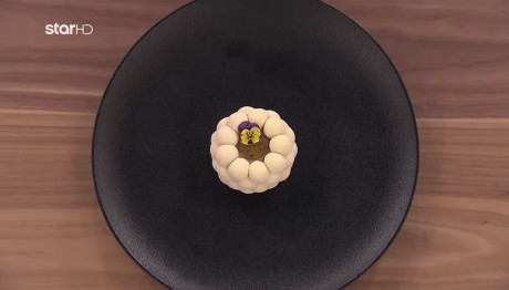 MasterChef: Φτιάξε Κι Εσύ Το Γλυκό Του Δημήτρη Μακρυνιώτη