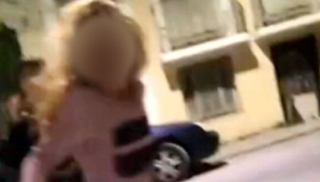 Πάτρα: Πήδηξε Από Το Μπαλκόνι Για Να γλιτώσει Τον Ξυλοδαρμό