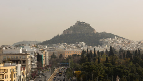 Καιρός: Έρχεται Ζέστη Και Νέο Κύμα Αφρικανικής Σκόνης