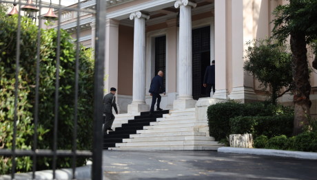 Έκτακτο ΚΥΣΕΑ στις 18:00 Για Τη Μέση Ανατολή