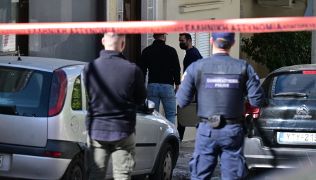 Ηλιούπολη: Ταυτοποιήθηκαν Τα Αποτυπώματα Του Γιου Στο Όπλο