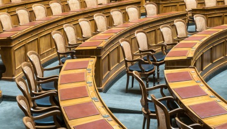 Γεωργία: Άγριο Ξύλο Ανάμεσα Σε Βουλευτές