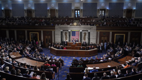 ΗΠΑ: Η Βουλή των Αντιπροσώπων ενέκρινε πακέτο βoήθειας σε Ουκρανία & Ισραήλ