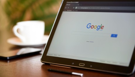 Πέντε λέξεις που καλύτερα να μην αναζητήσετε στη Google