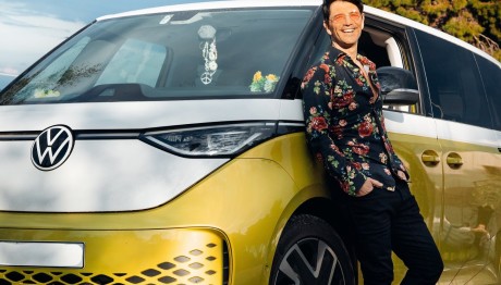 Η VW καλωσορίζει στην οικογένεια της τον Σάκη Ρουβά