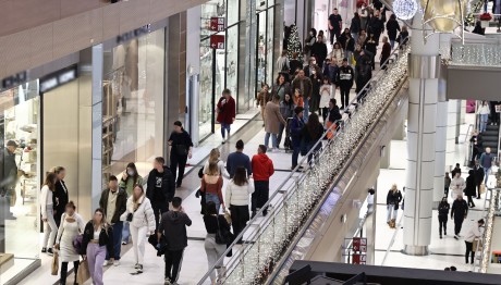 Πάσχα: Ξεκινά Το Εορταστικό Ωράριο - Οι Ώρες Λειτουργίας