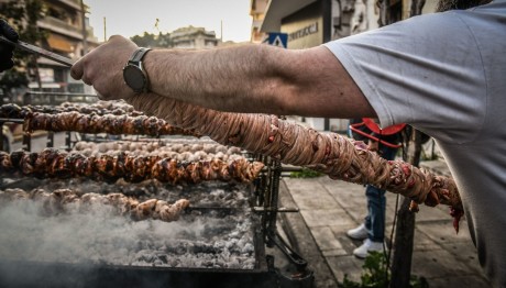 Πάσχα εργαζόμενος Σούβλα