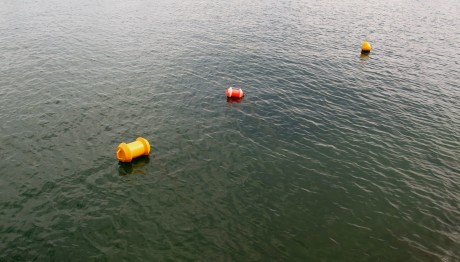 θάλασσα σημαδούρες