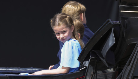 Η πριγκίπισσα Σάρλοτ έχει γενέθλια - Η φωτογραφία που τράβηξε η Κέιτ