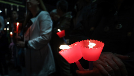 Πυροσβεστική: «Οι Λαμπάδες Και Τα Κεριά Απαιτούν Προσοχή»