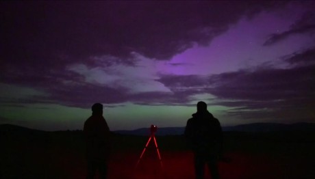 Γεωμαγνητική καταιγίδα δημιούργησε ένα φαντασμαγορικό βόρειο Σέλας