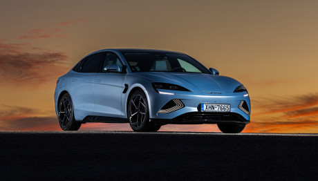 Συλλεκτικό κόσμημα για τους πρώτους ιδιοκτήτες BYD SEAL 