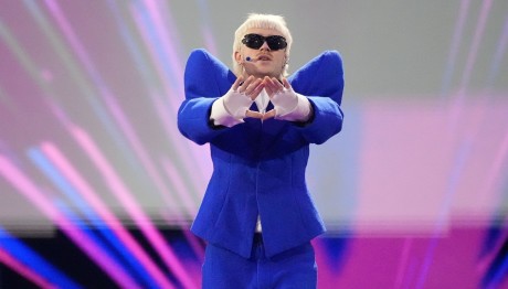 Eurovision: Εκτός τελικού η Ολλανδία!