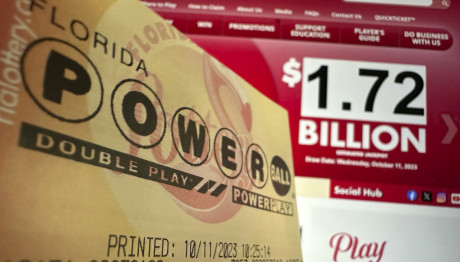 Kέρδισε επτά φορές τη λοταρία και αποκαλύπτει το μυστικό της νίκης του