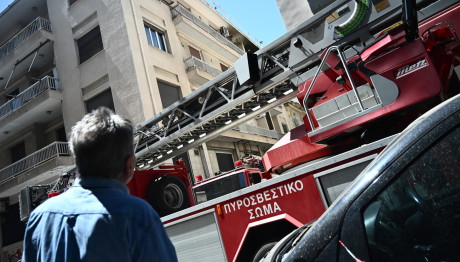 Φωτιά Σε Διαμέρισμα Στον Ταύρο