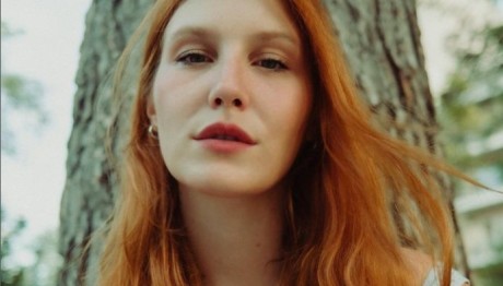 Θαλασσινή Μποσταντζόγλου