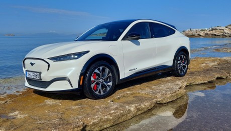 Δοκιμάζουμε την Ford Mustang Mach- E RWD ER