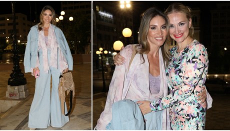 Οικονομάκου: Με παστέλ outfit και τσάντα Balmain στην πρεμιέρα της Δροσάκη