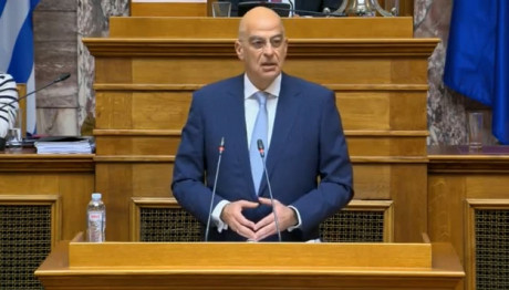 Δένδιας Βουλή