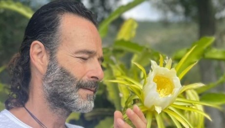 Ευθυμιάδης: «Όταν γράφω τα βιβλία μου, δεν πίνω ούτε νερό για 3-4 μέρες»