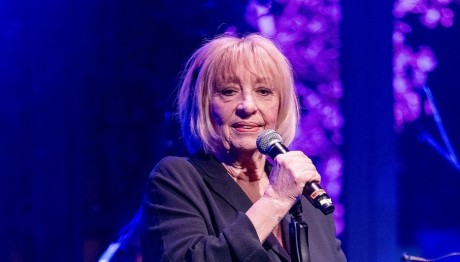 Η Κανελλίδου έρχεται στο Κηποθέατρο Παπάγου