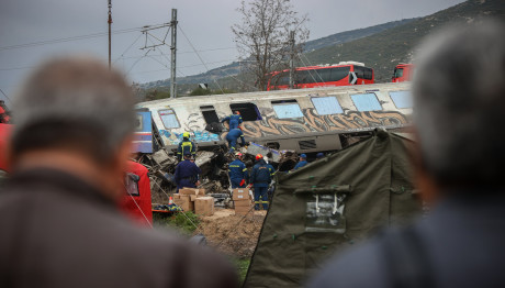 Στη Βουλή Η Δικογραφία Για Το Μπάζωμα Των Τεμπών