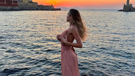 Veronica Bielik: Τι κάνει η διάσημη influencer στην Κρήτη;