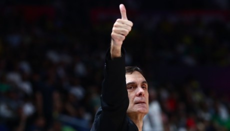 Πρόβλημα για Μπαρτζώκα λόγω...Σλούκα