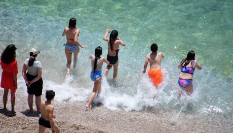 Καιρός: Ξεκινά Το Πρώτο Κύμα Καύσωνα Του Καλοκαιριού