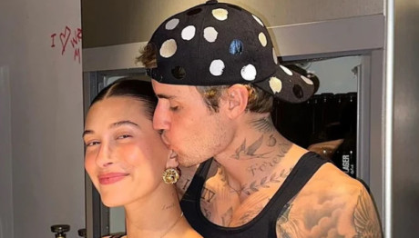 Justin Bieber: Το Δώρο Των 1,5 Εκατομμυρίων Στη Σύζυγό Του