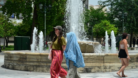 καιρός: Ο Καύσωνας Είναι Εδώ - Ακραίες Θερμοκρασίες