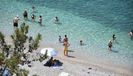 Αγίου Πνεύματος: Πότε Πέφτει Η Αργία