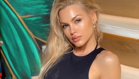 Βίκυ Κάβουρα