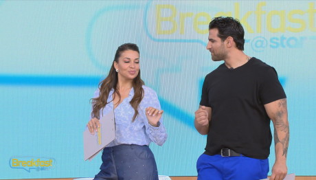 Χατζίδου - Παύλου: Μπήκαν στο πλατό χορεύοντας «χάλι γκάλι»