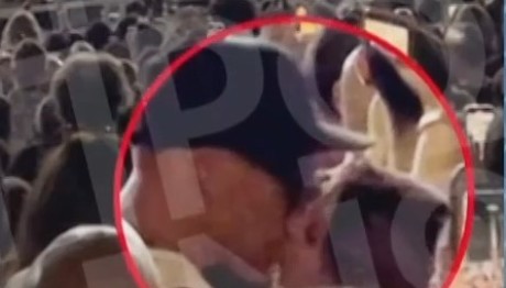 Αθηνά Οικονομάκου