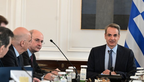 Ανασχηματισμός: Ποιοι Υπουργοί Κινδυνεύουν