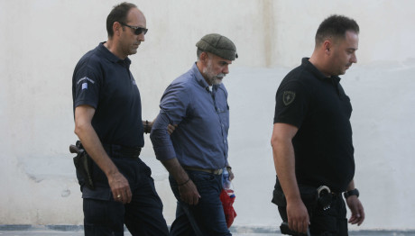 Επιστρέφει στη φυλακή ο Επαμεινώνδας Κορκονέας