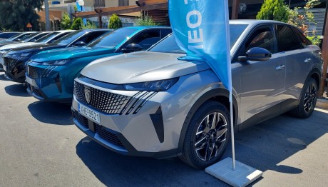 Παρουσιάστηκε στην Ελλάδα το νέο «διαστημικό» PEUGEOT 3008