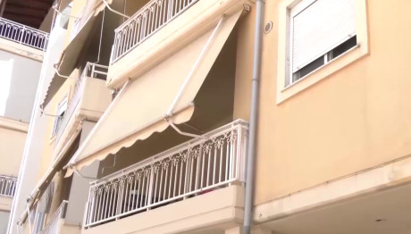 Αλεξανδρούπολη: Σκότωσε Τη Γυναίκα Του Με 12 Μαχαιριές