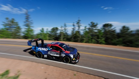 Ford F-150 Lightning SuperTruck: Στο Pikes Peak Internationional Hill Climb